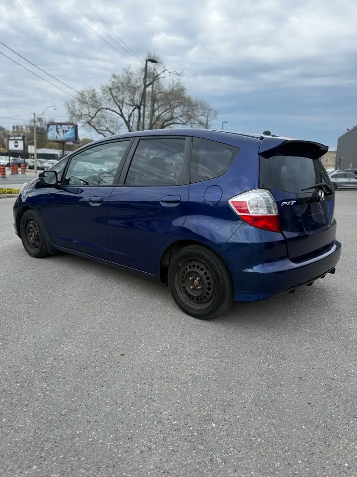 Honda Fit снимка Honda Fit