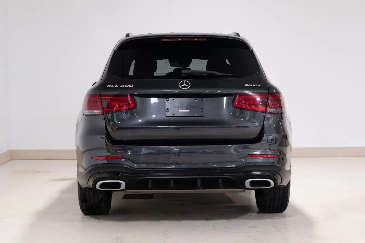 Mercedes-Benz GLC снимка Mercedes-Benz GLC