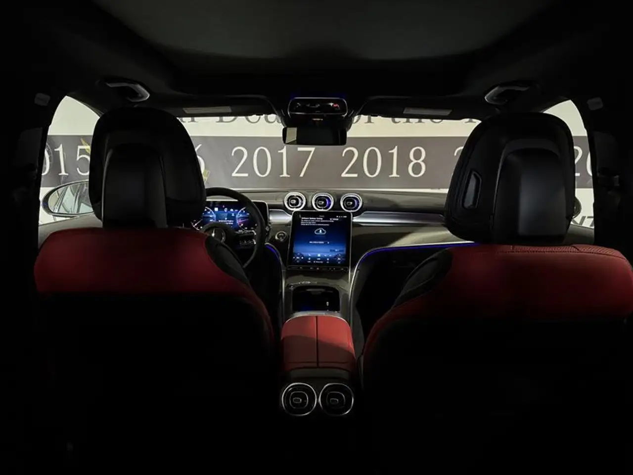 Mercedes-Benz GLC снимка Mercedes-Benz GLC