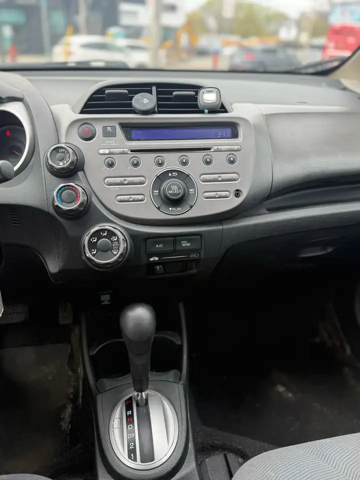 Honda Fit снимка Honda Fit