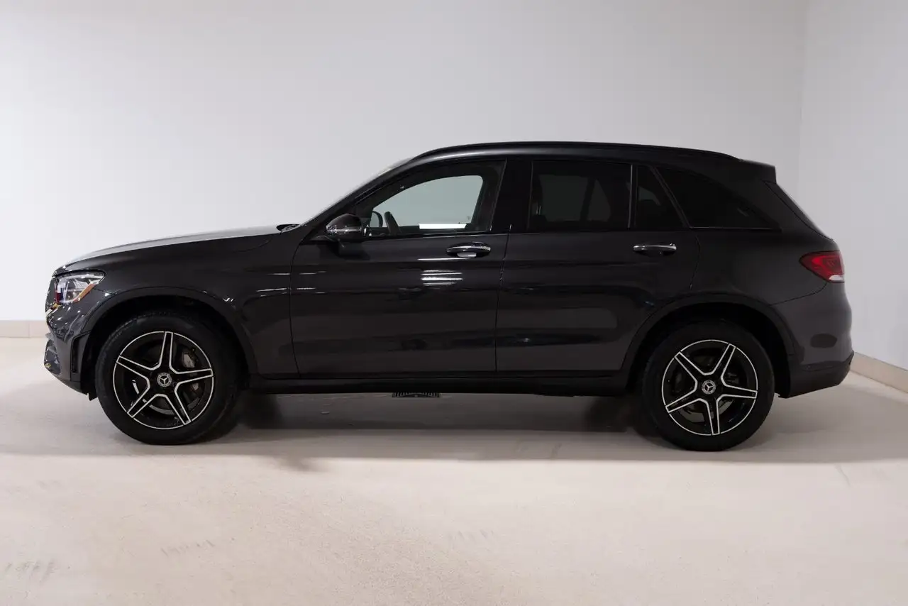 Mercedes-Benz GLC снимка Mercedes-Benz GLC