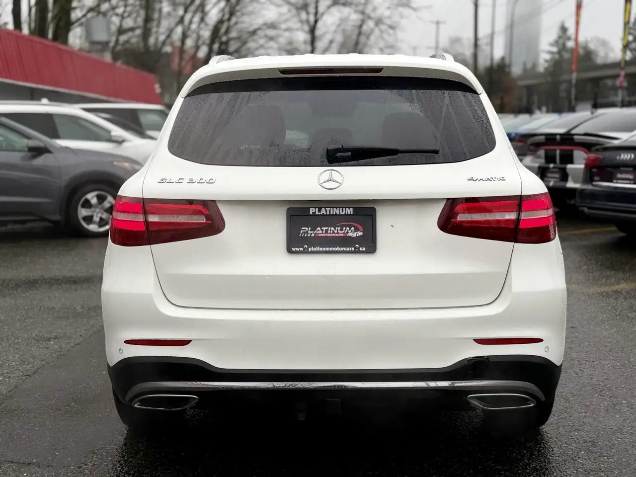 Mercedes-Benz GLC снимка Mercedes-Benz GLC