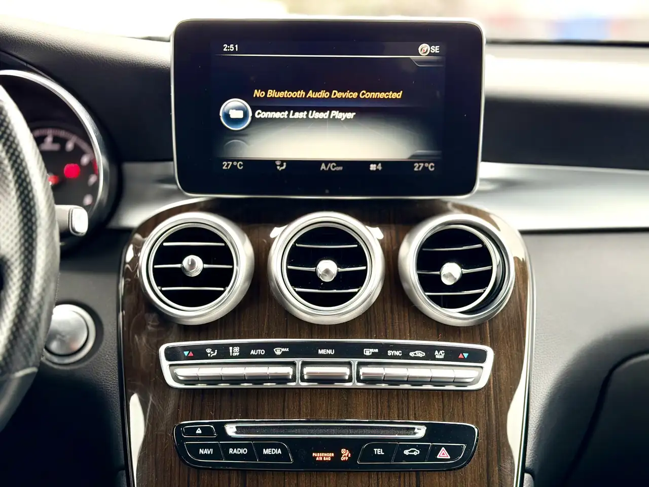 Mercedes-Benz GLC снимка Mercedes-Benz GLC