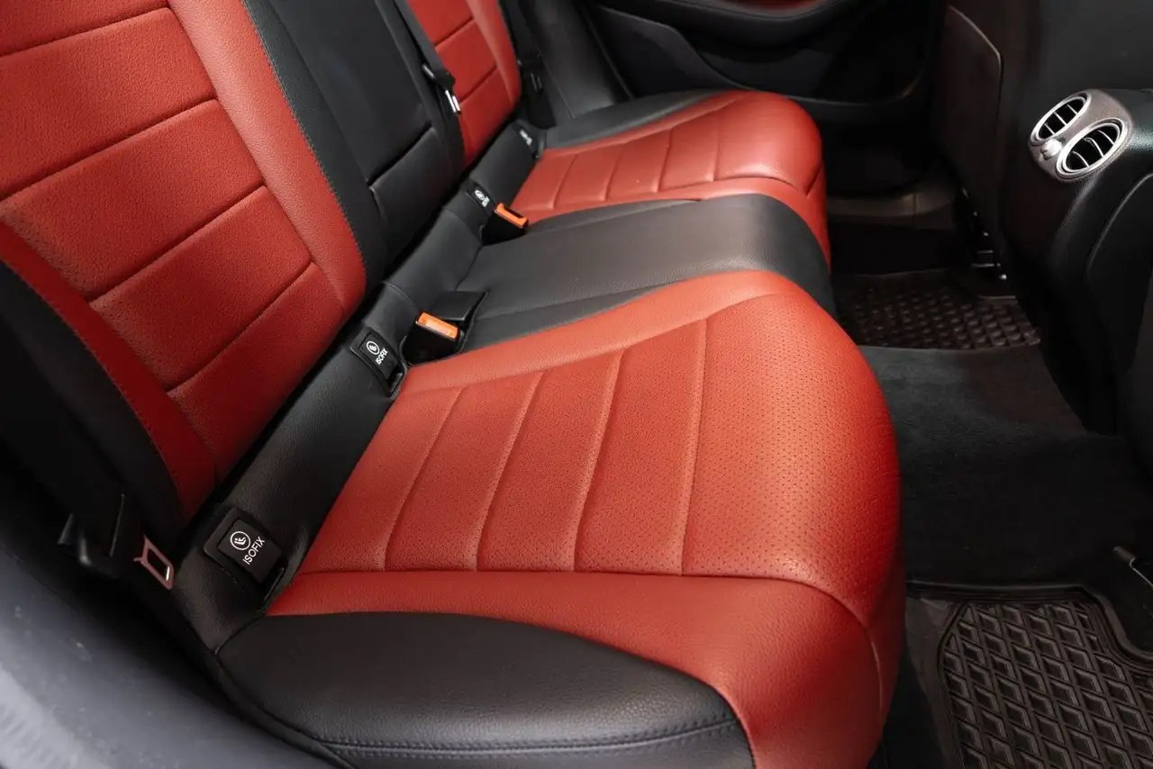 Mercedes-Benz GLC снимка Mercedes-Benz GLC