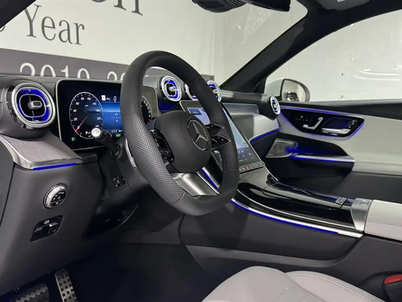 Mercedes-Benz GLC снимка Mercedes-Benz GLC