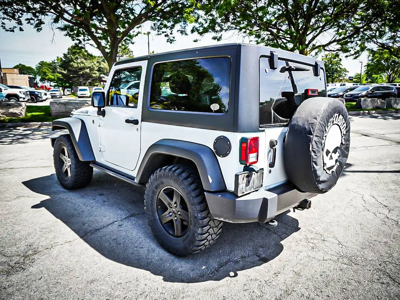 Jeep Wrangler photo Jeep Wrangler