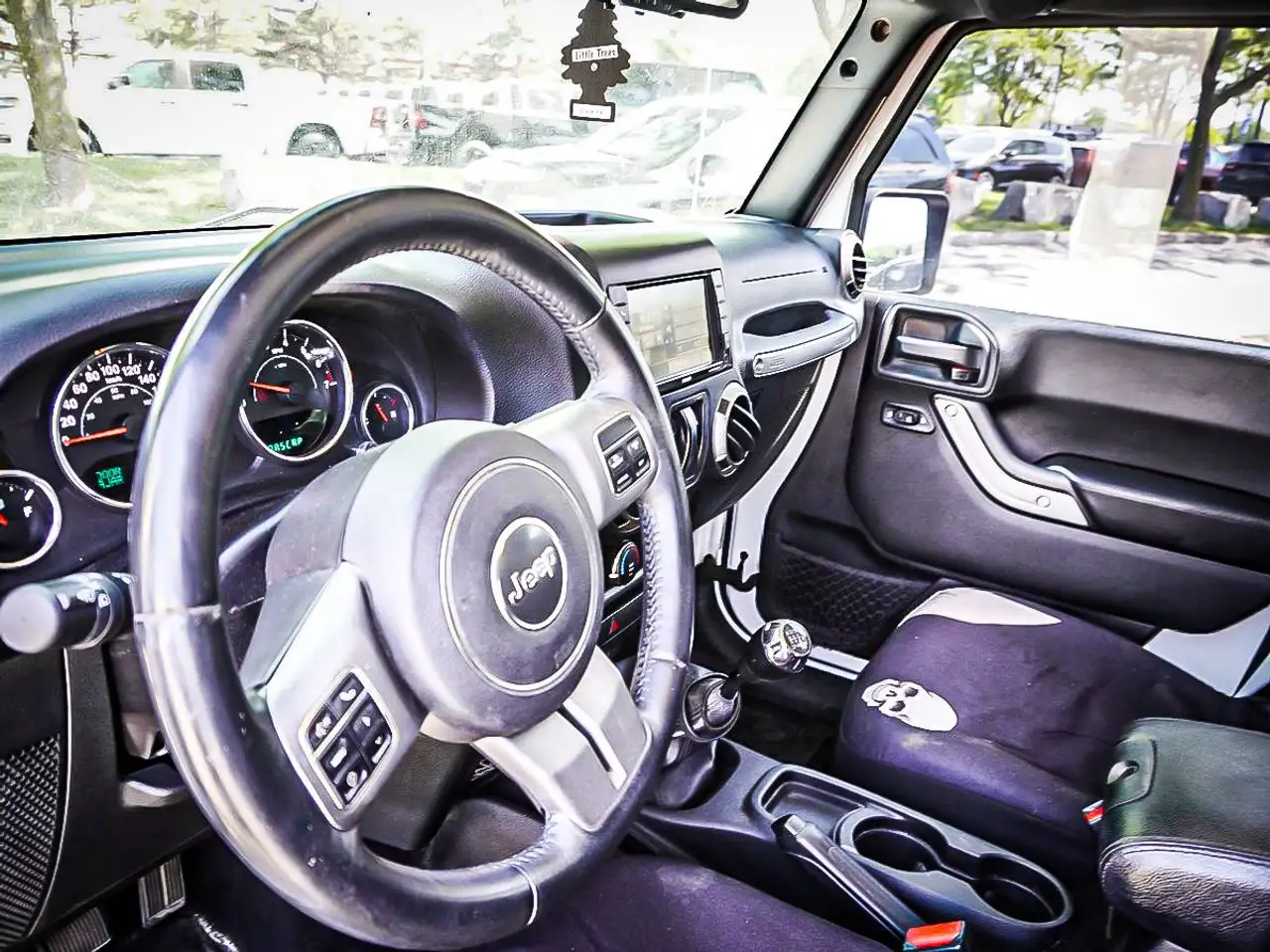 Jeep Wrangler photo Jeep Wrangler
