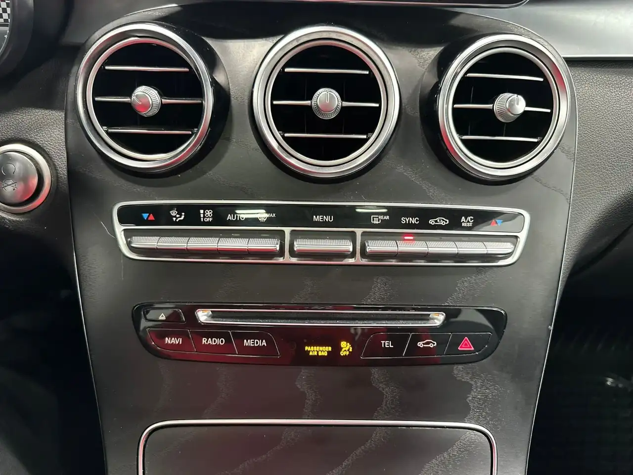 Mercedes-Benz GLC fotografie Mercedes-Benz GLC