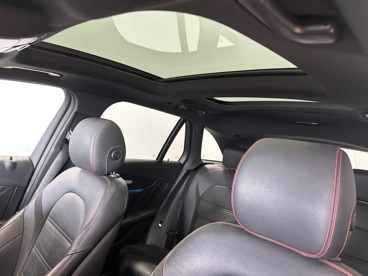 Mercedes-Benz GLC fotografie Mercedes-Benz GLC