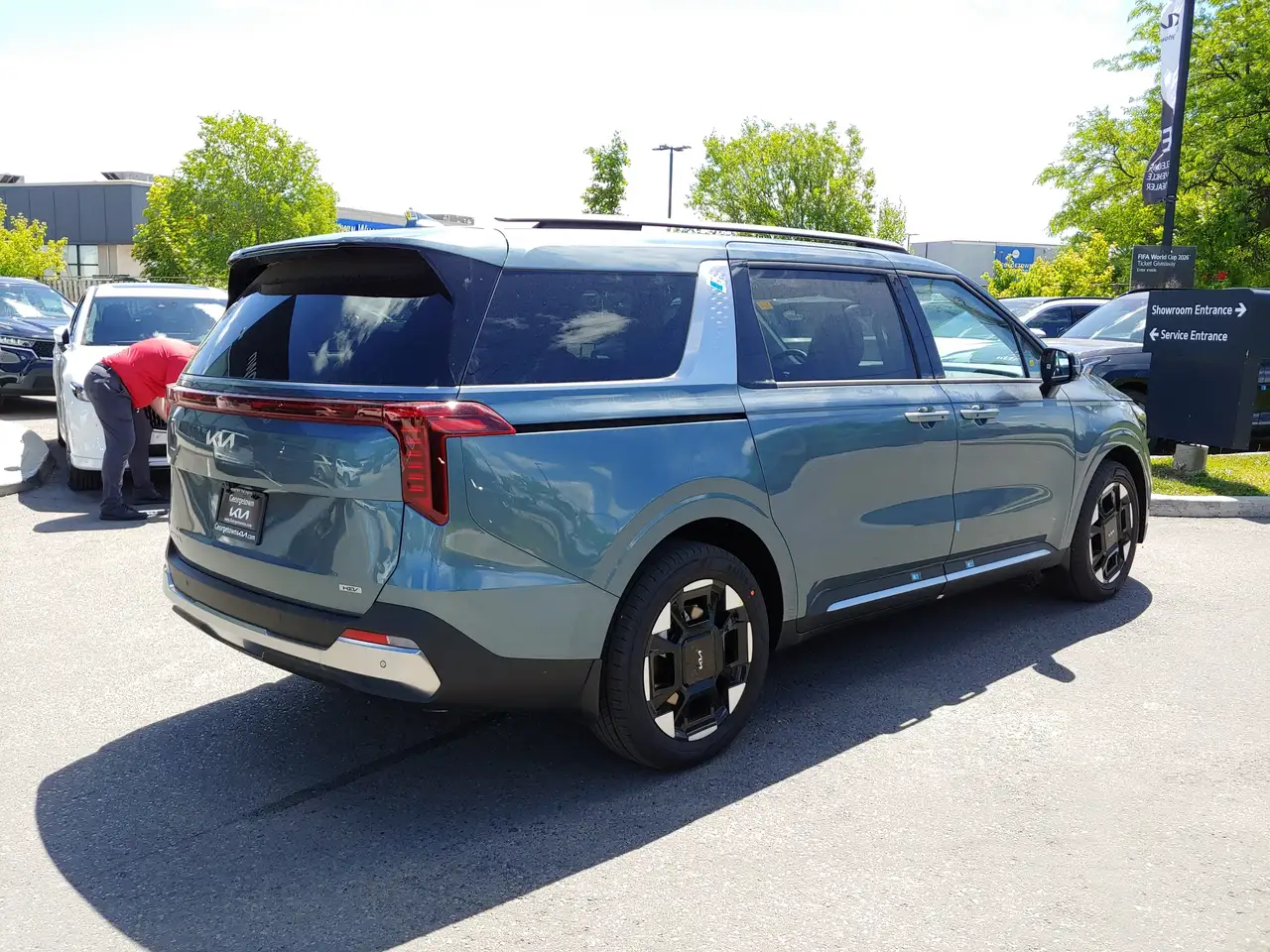 Kia Carnival photo Kia Carnival