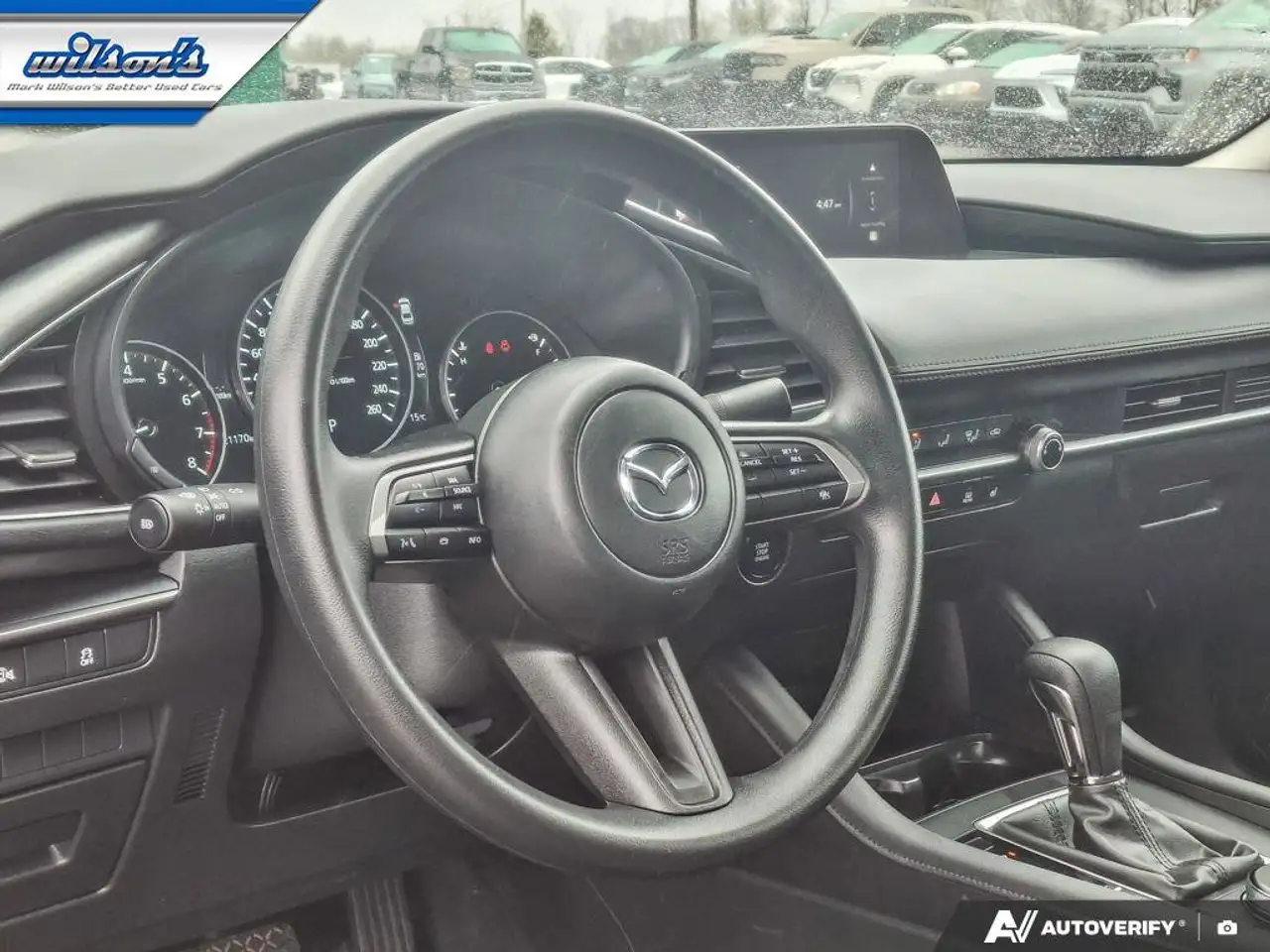 Mazda 3 снимка Mazda 3