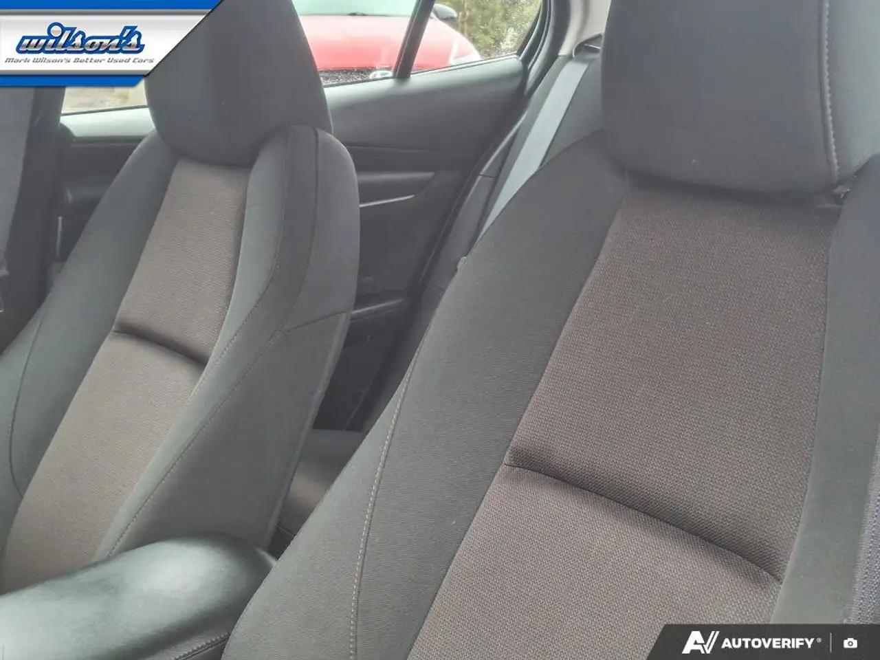 Mazda 3 снимка Mazda 3