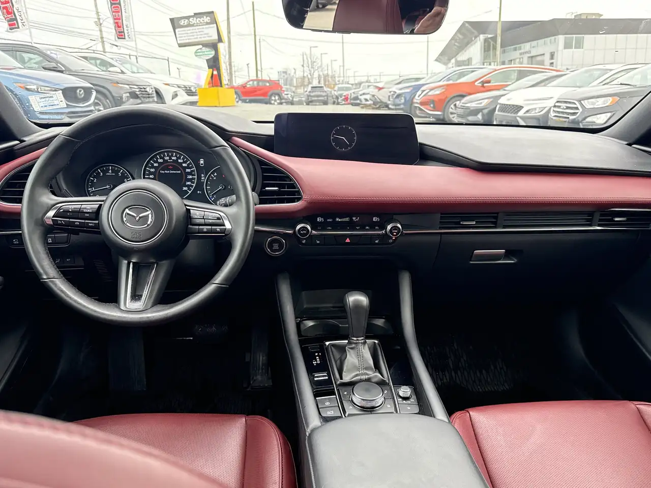 Mazda 3 снимка Mazda 3