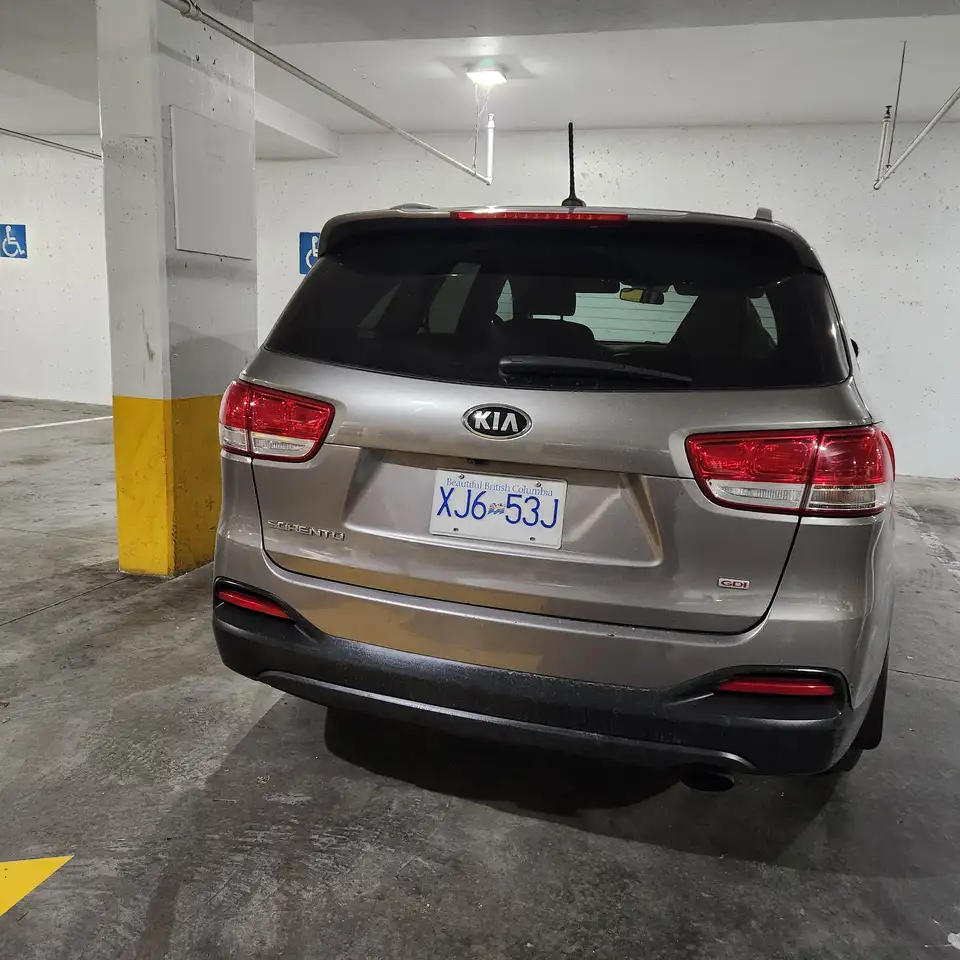 Kia Sorento снимка Kia Sorento