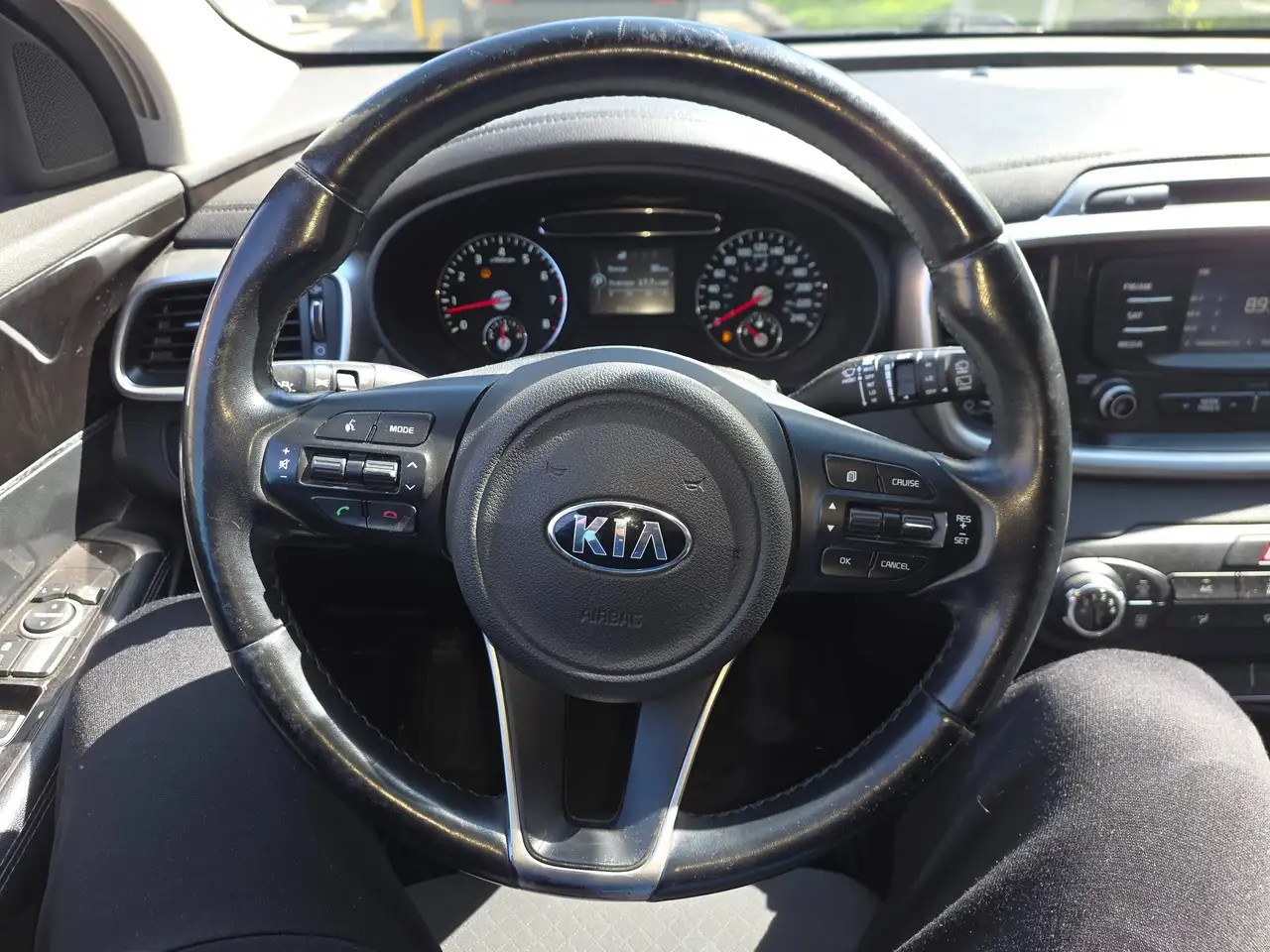 Kia Sorento photo Kia Sorento