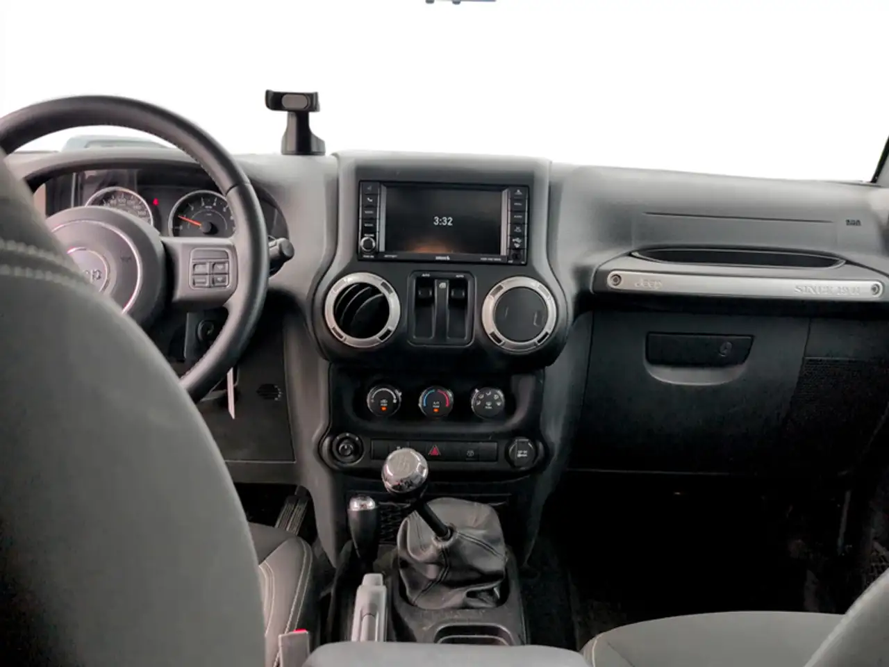 Jeep Wrangler снимка Jeep Wrangler