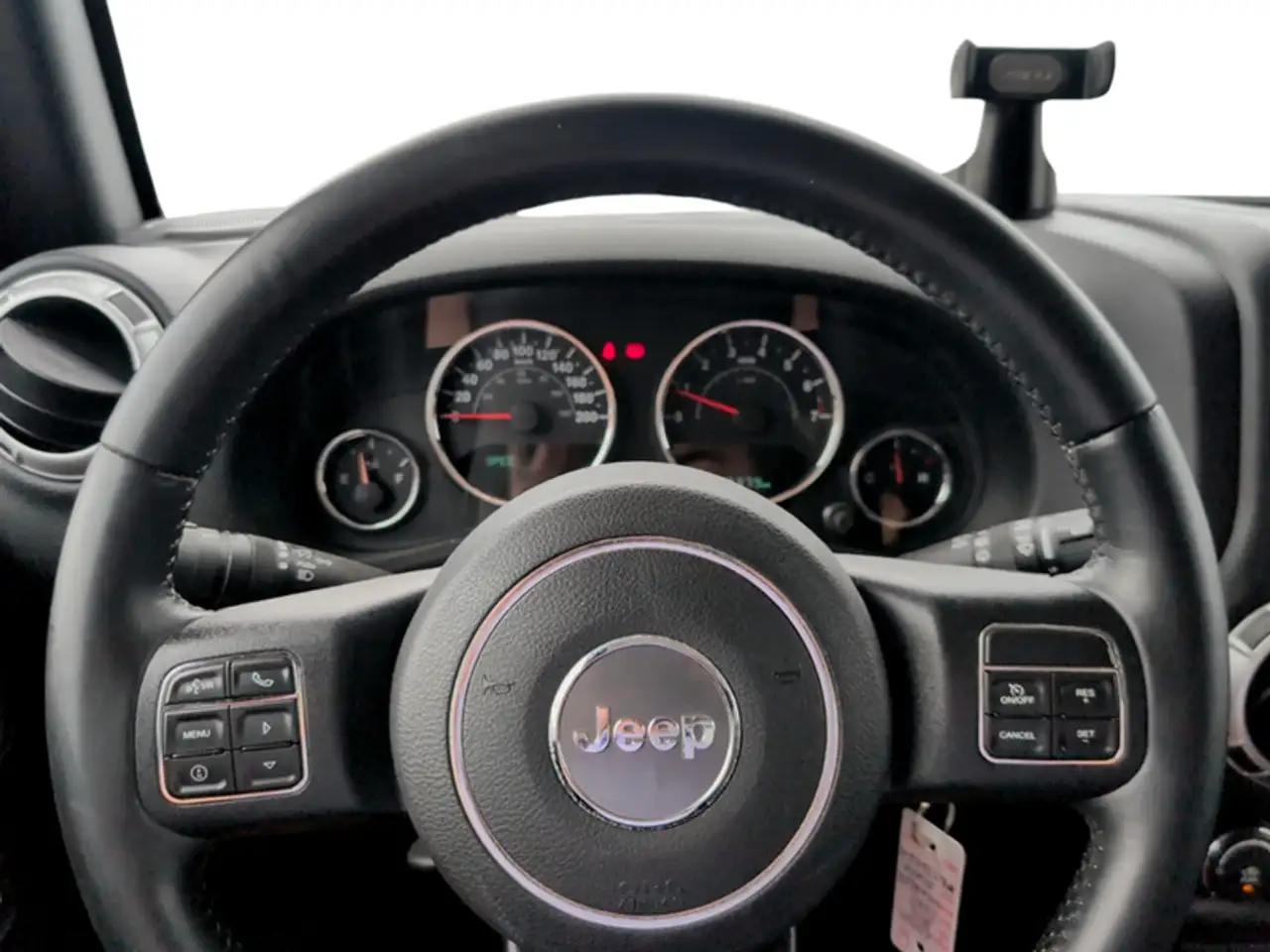 Jeep Wrangler снимка Jeep Wrangler