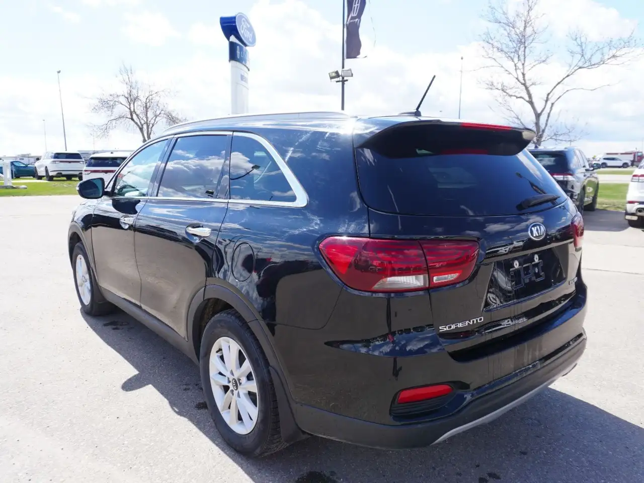 Kia Sorento photo Kia Sorento