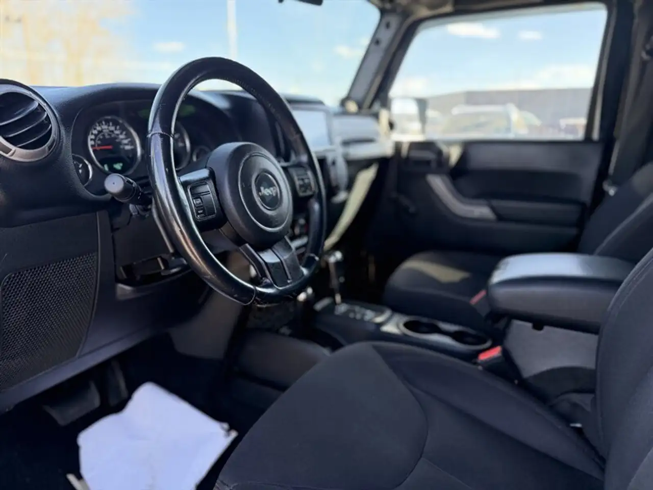 Jeep Wrangler снимка Jeep Wrangler