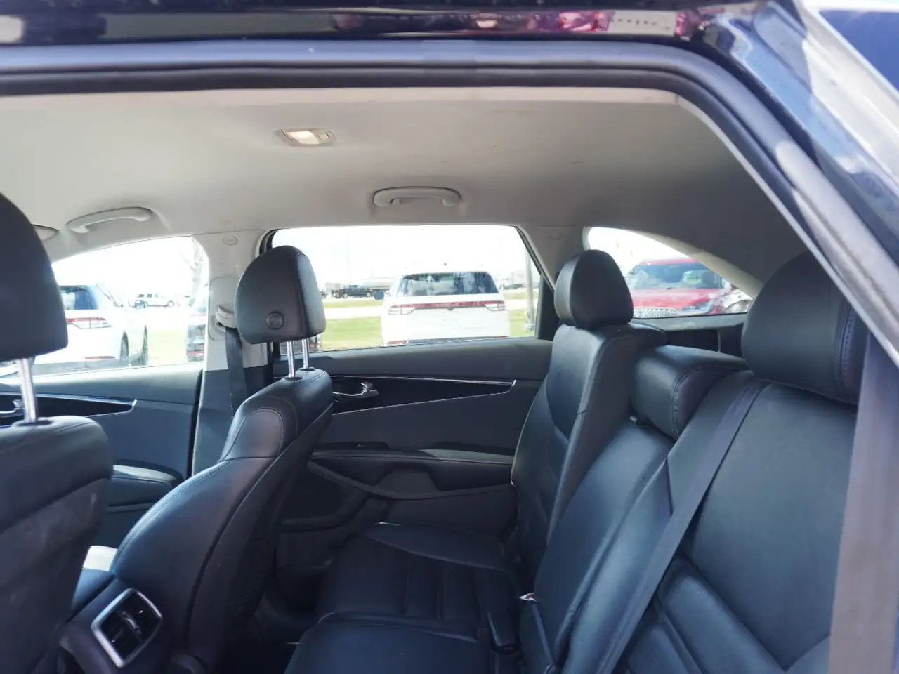 Kia Sorento photo Kia Sorento