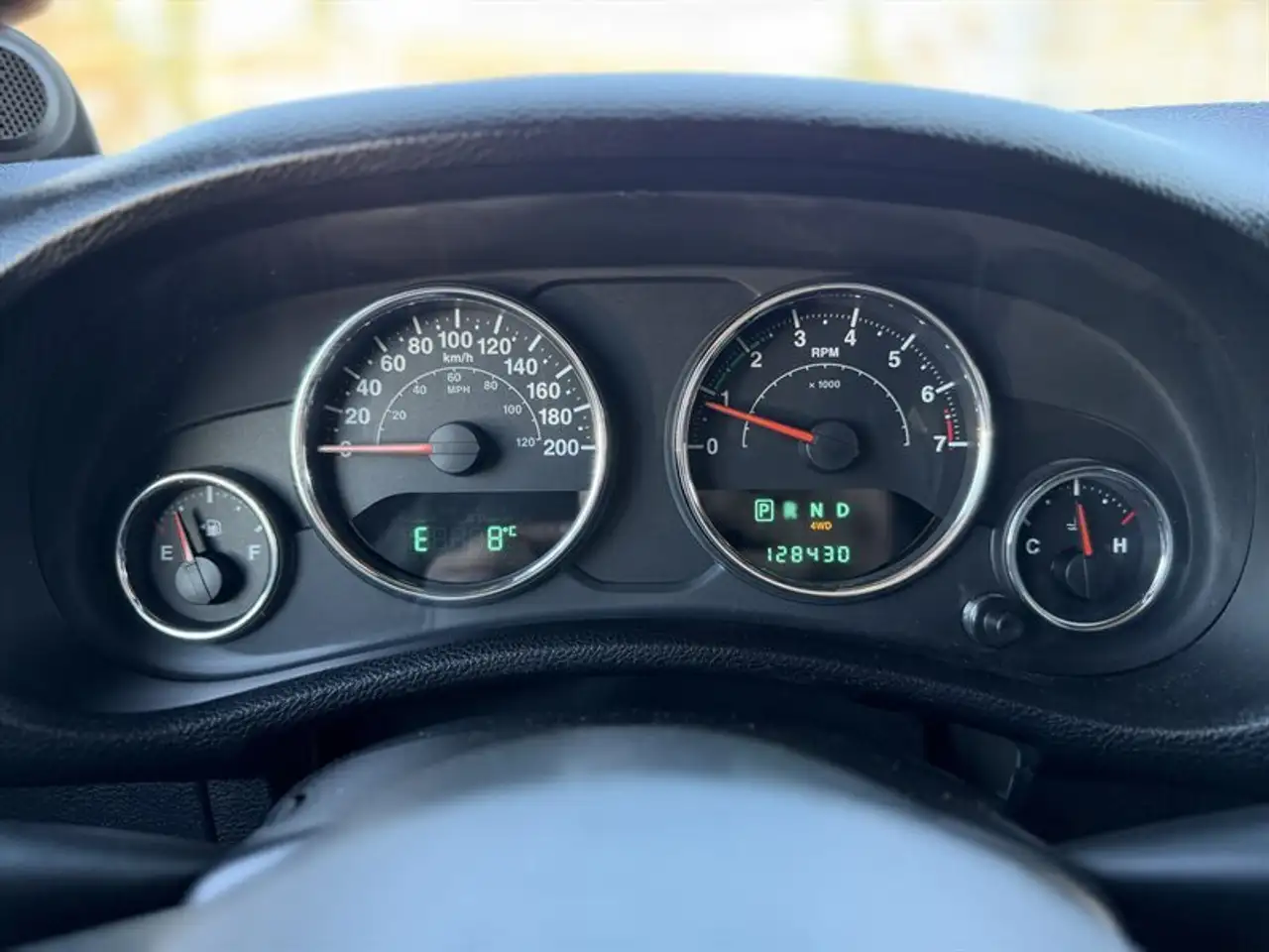 Jeep Wrangler снимка Jeep Wrangler