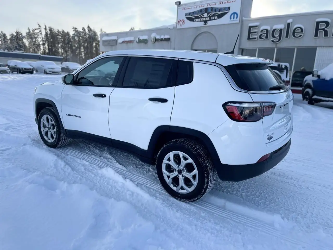 Jeep Compass photo Jeep Compass