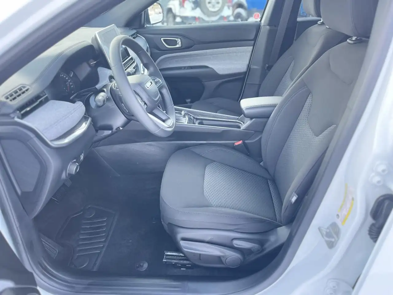 Jeep Compass photo Jeep Compass