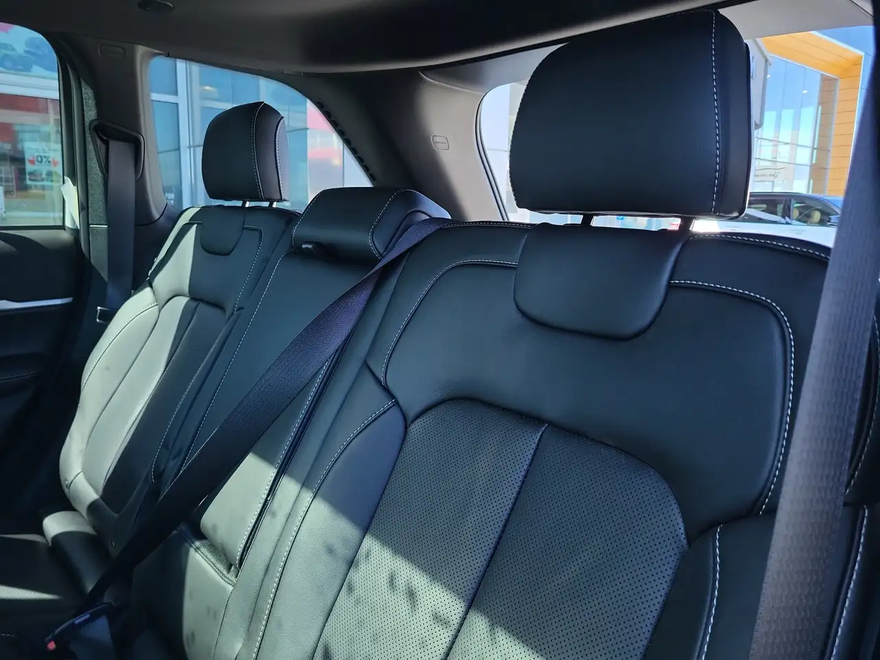 Jeep Grand Cherokee photo Jeep Grand Cherokee