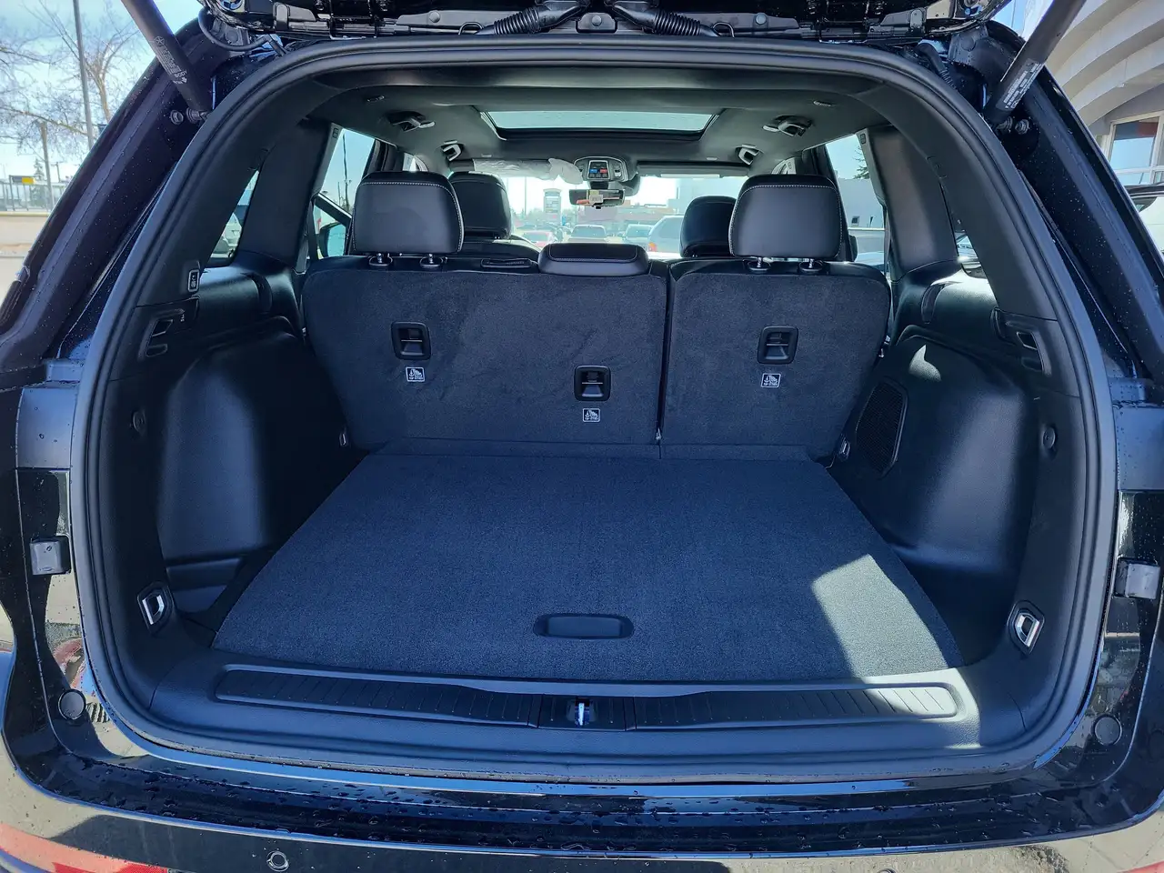 Jeep Grand Cherokee photo Jeep Grand Cherokee