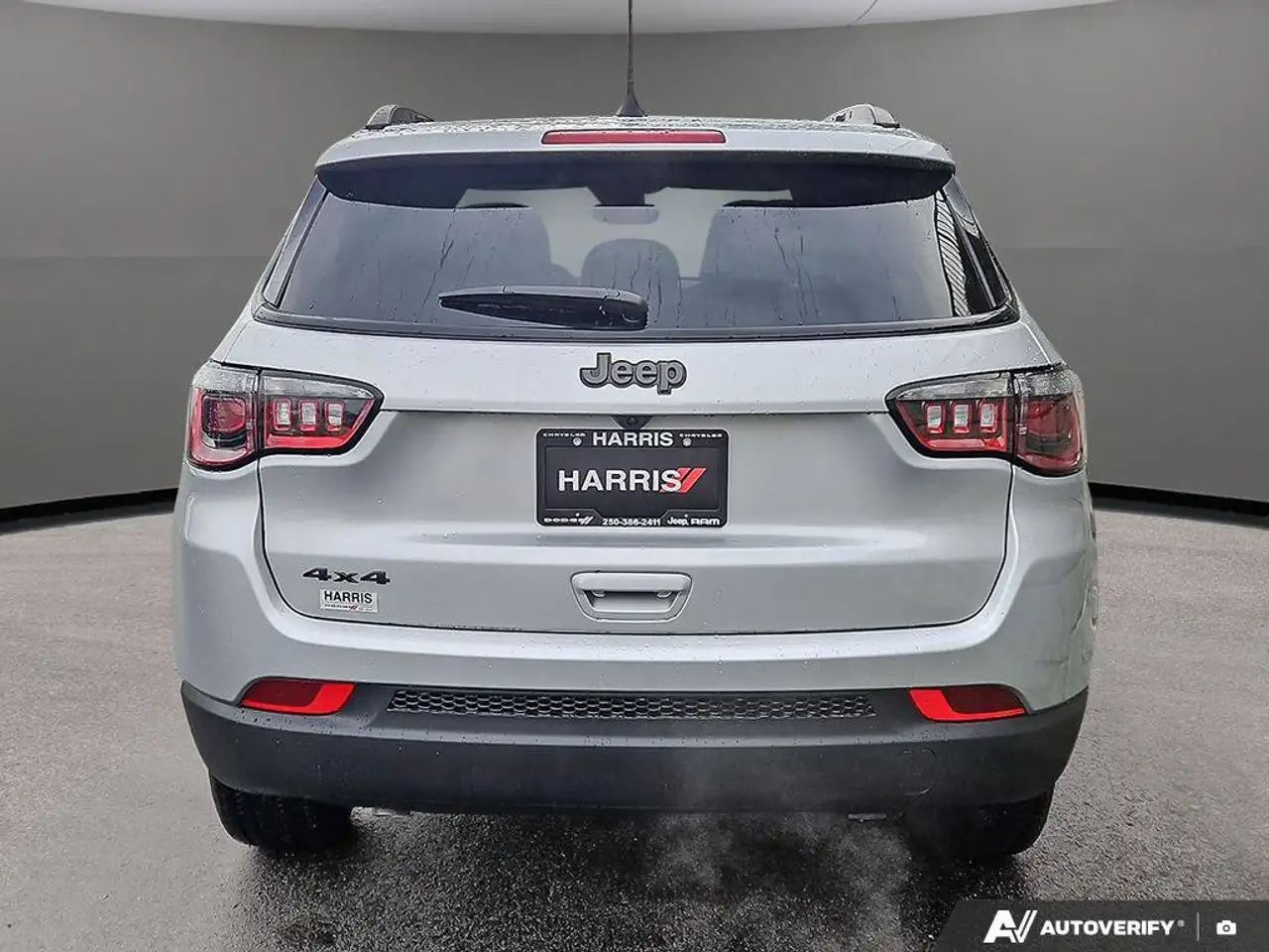 Jeep Compass снимка Jeep Compass
