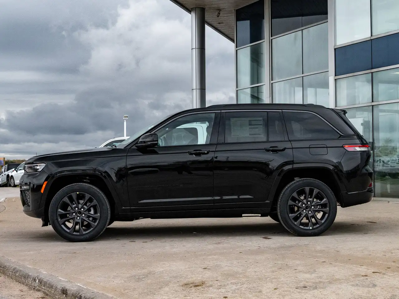 Jeep Grand Cherokee снимка Jeep Grand Cherokee