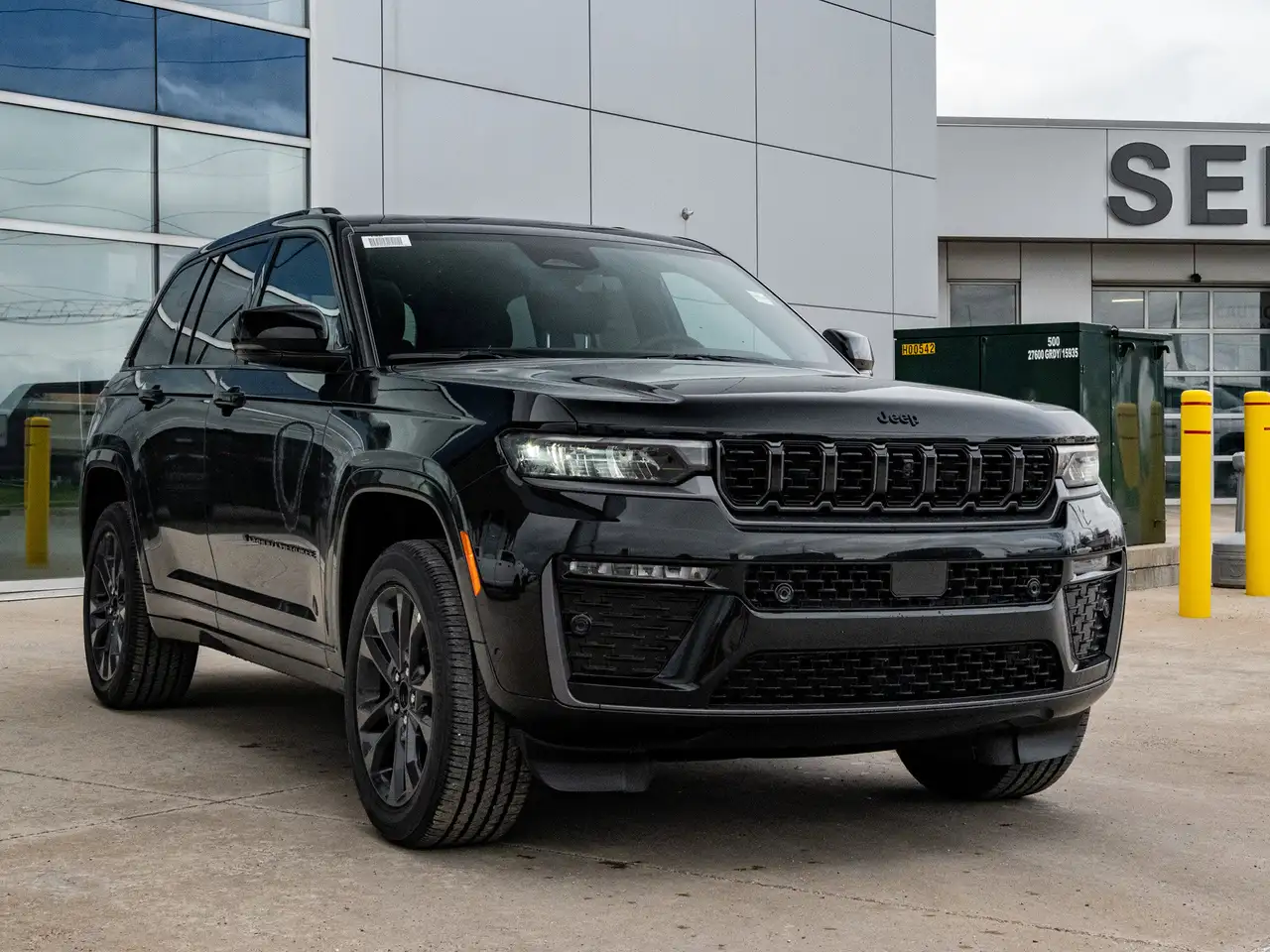 Jeep Grand Cherokee снимка Jeep Grand Cherokee