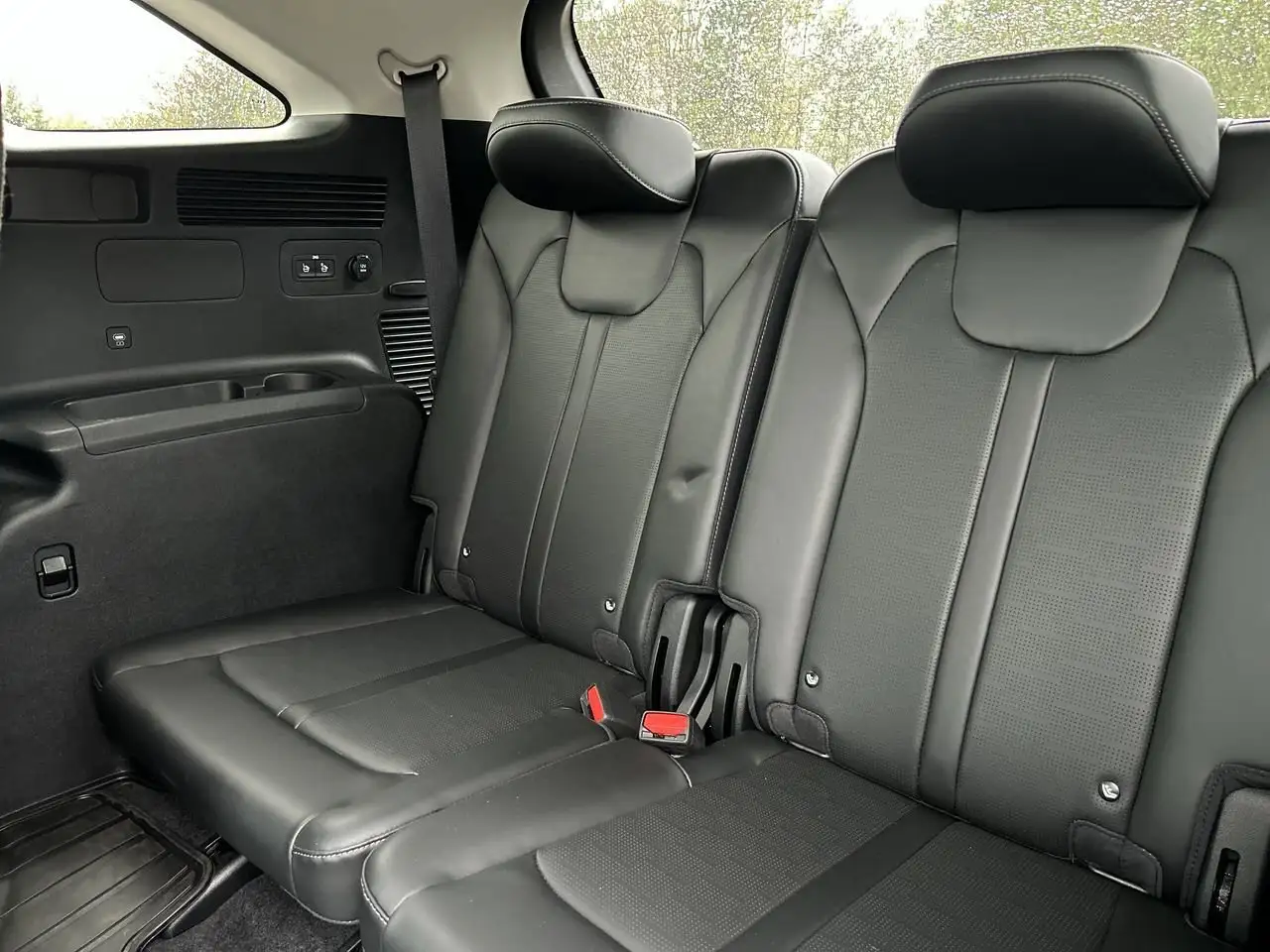 Kia Sorento снимка Kia Sorento