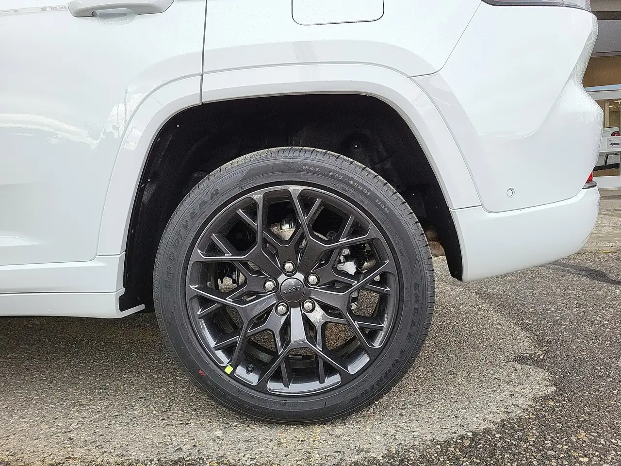 Jeep Grand Cherokee снимка Jeep Grand Cherokee