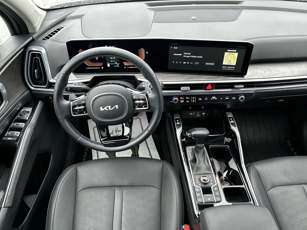 Kia Sorento снимка Kia Sorento