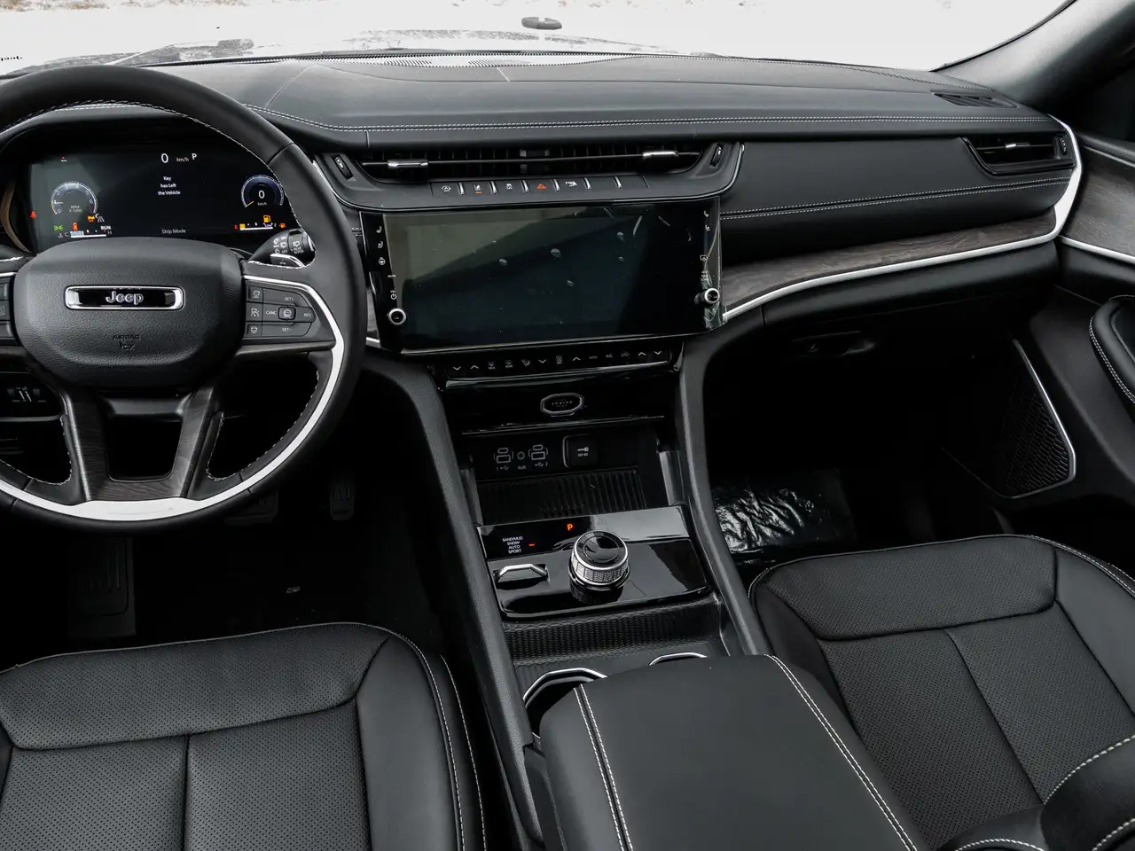 Jeep Grand Cherokee снимка Jeep Grand Cherokee