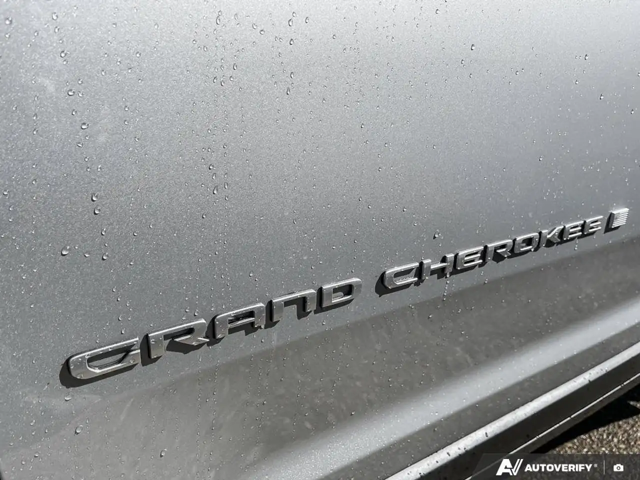 Jeep Grand Cherokee photo Jeep Grand Cherokee