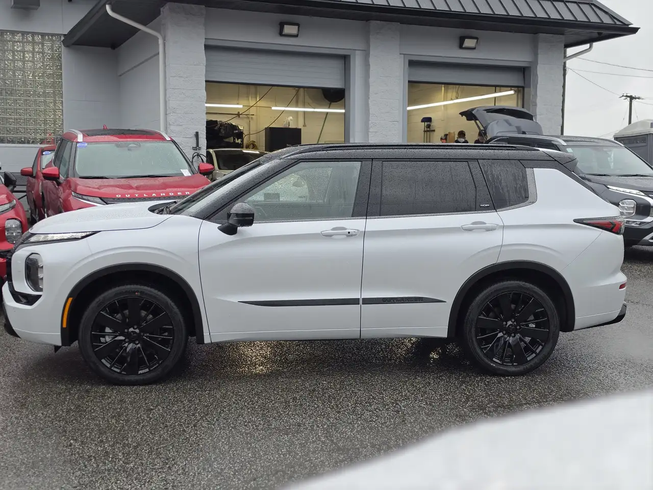 Mitsubishi Outlander снимка Mitsubishi Outlander