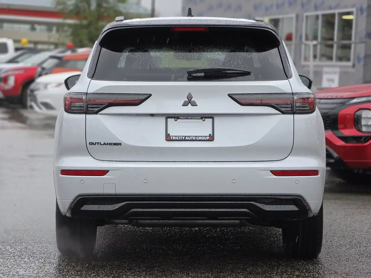 Mitsubishi Outlander снимка Mitsubishi Outlander