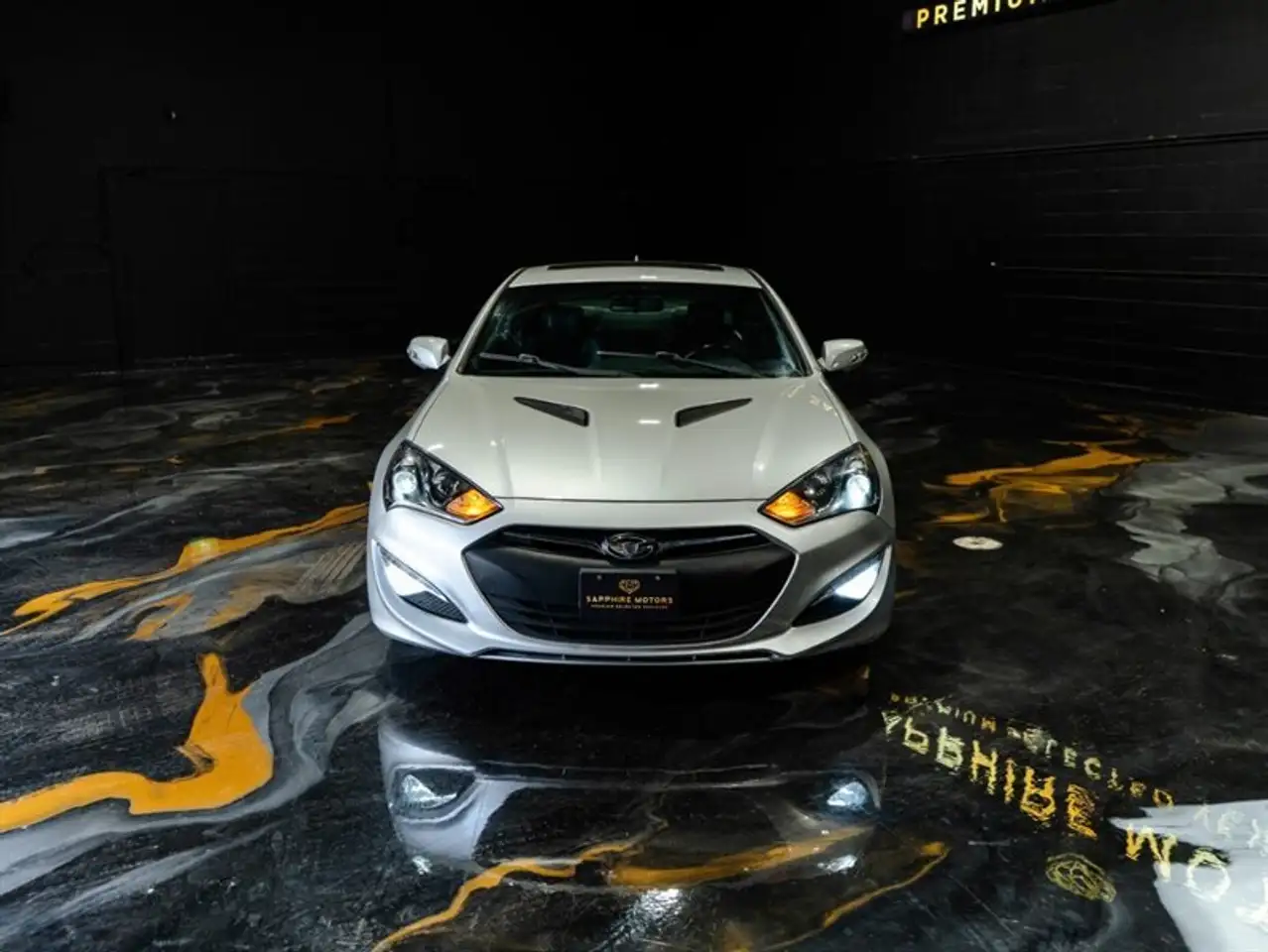 Hyundai Genesis Coupe снимка Hyundai Genesis Coupe