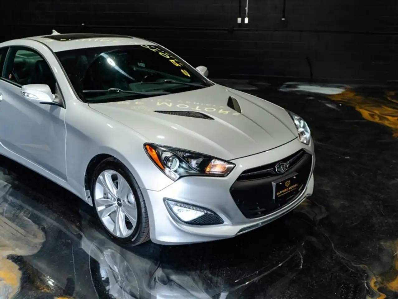 Hyundai Genesis Coupe снимка Hyundai Genesis Coupe