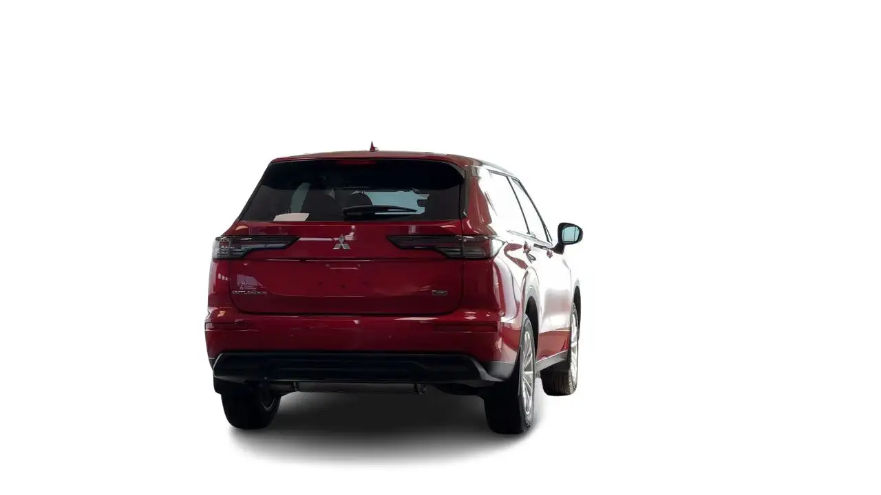 Mitsubishi Outlander photo Mitsubishi Outlander