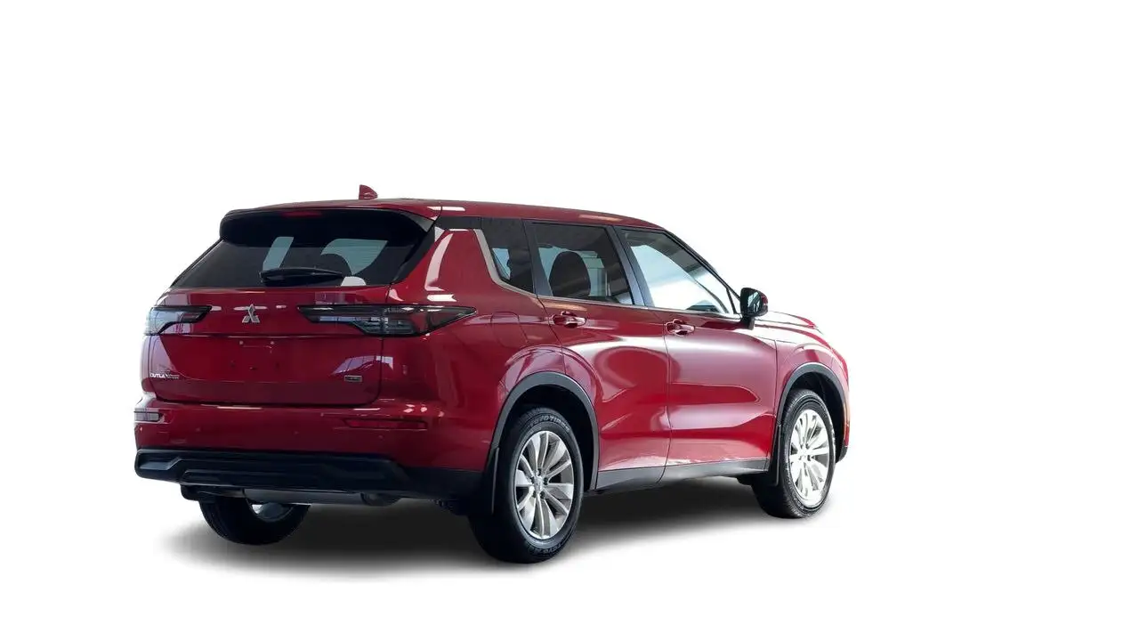Mitsubishi Outlander photo Mitsubishi Outlander