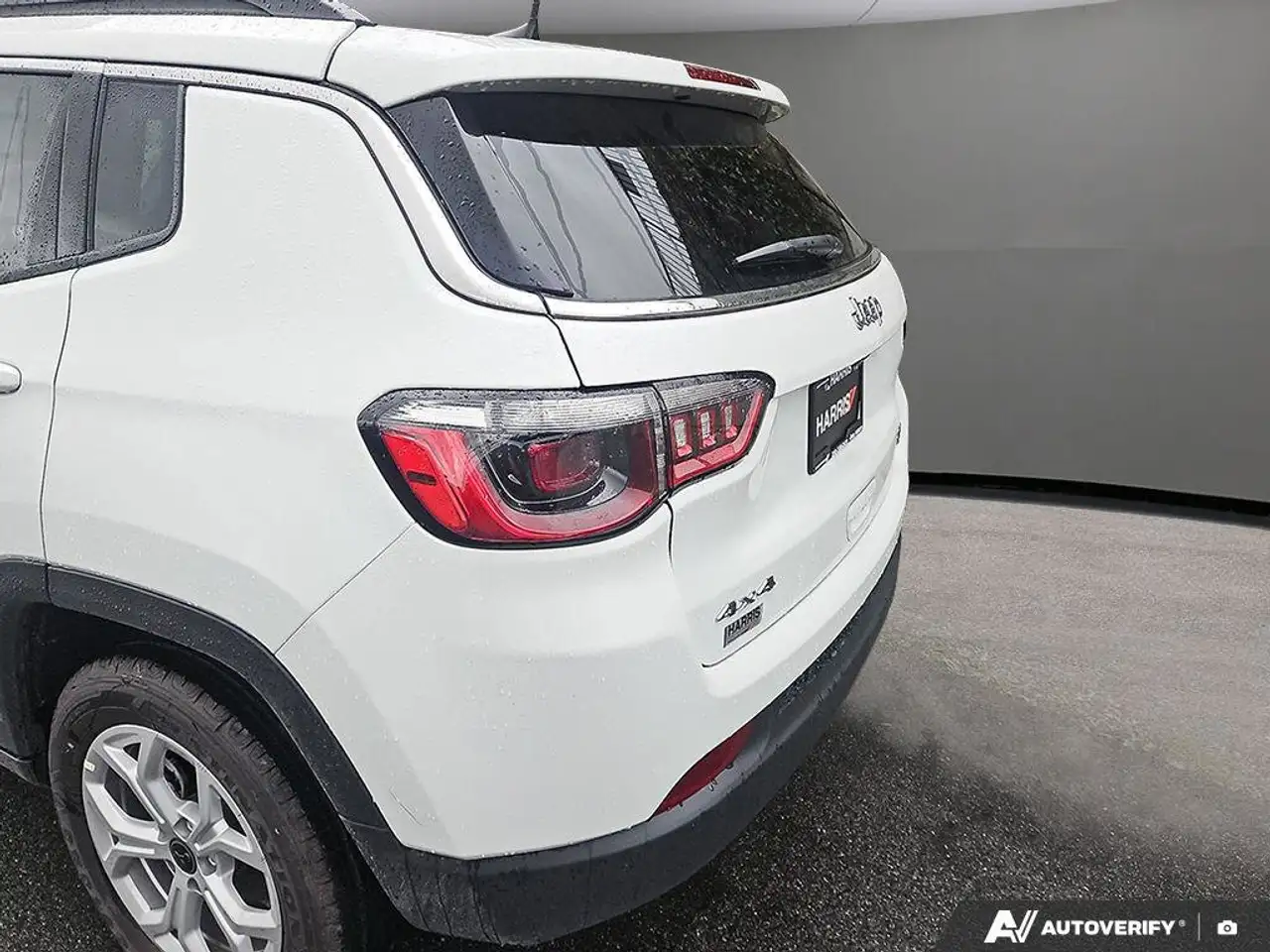 Jeep Compass photo Jeep Compass