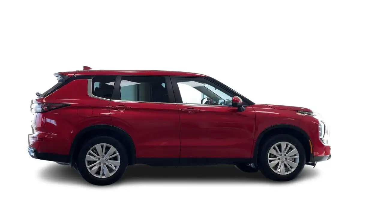 Mitsubishi Outlander photo Mitsubishi Outlander