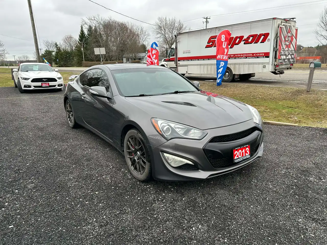 Hyundai Genesis Coupe photo Hyundai Genesis Coupe