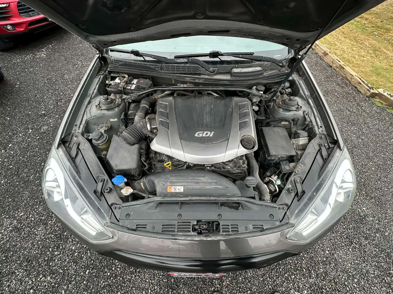Hyundai Genesis Coupe photo Hyundai Genesis Coupe