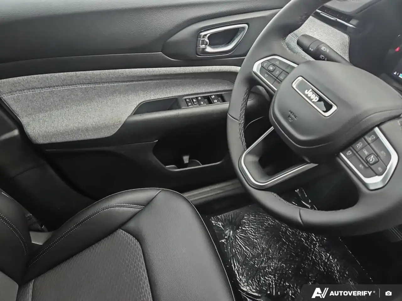 Jeep Compass photo Jeep Compass