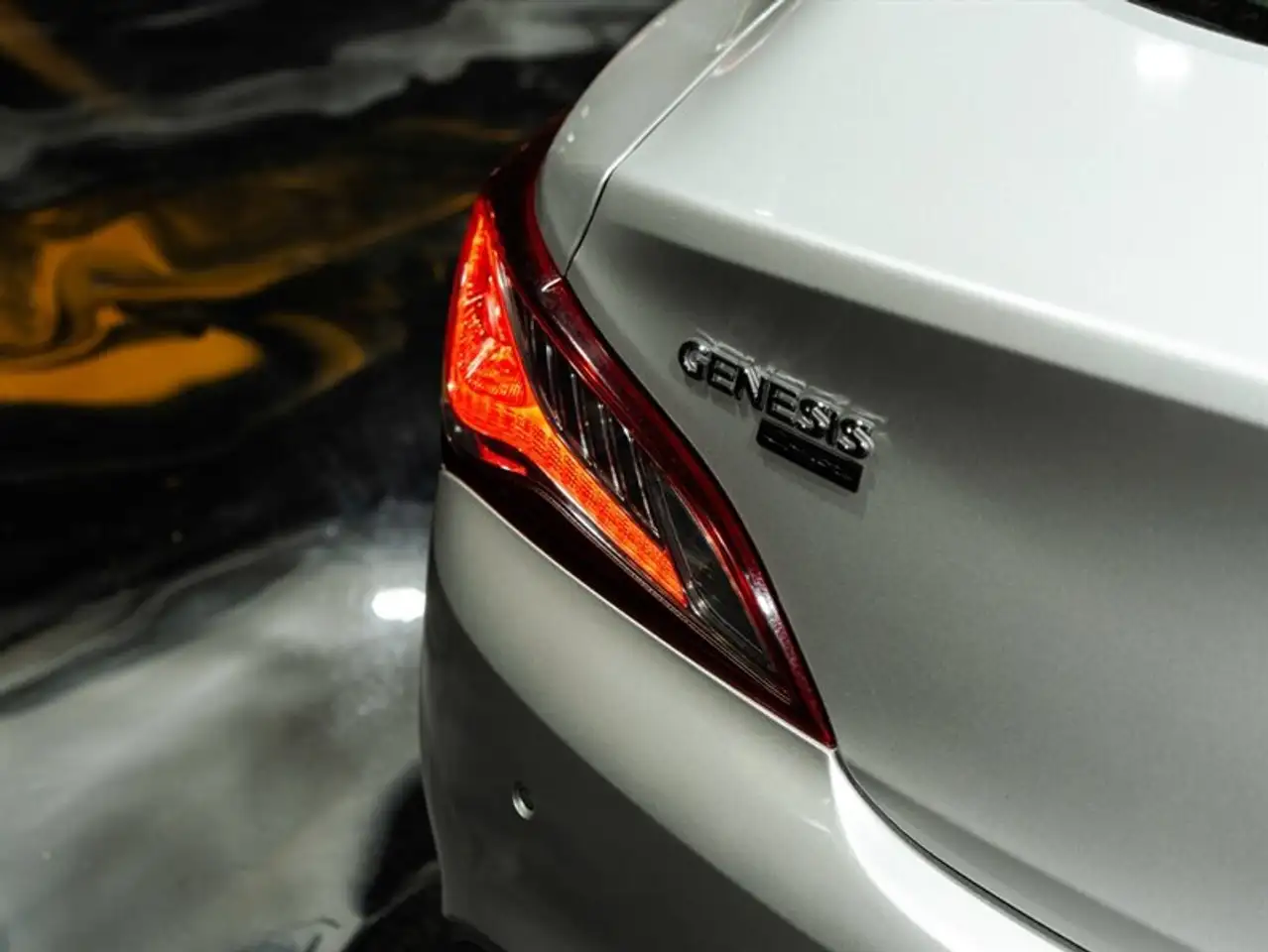 Hyundai Genesis Coupe снимка Hyundai Genesis Coupe