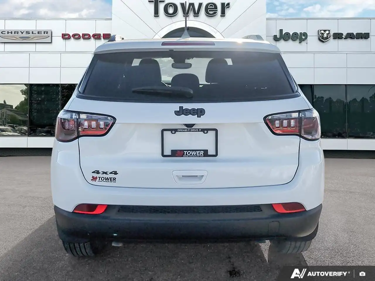 Jeep Compass photo Jeep Compass